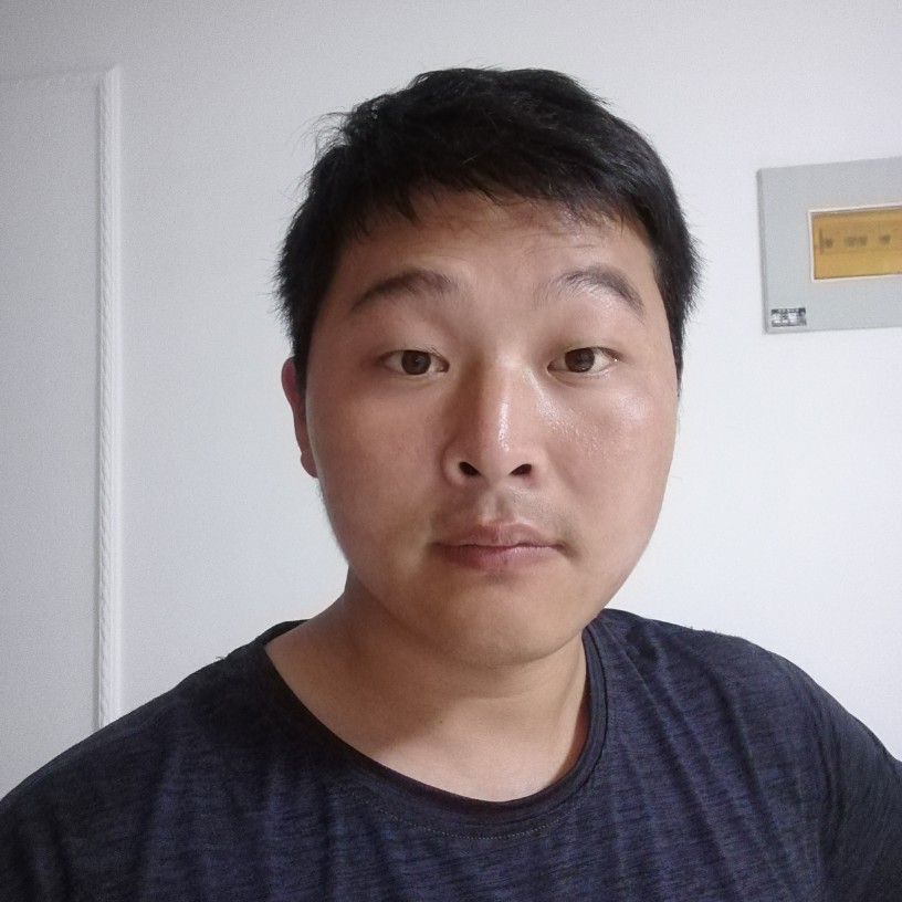微梦小时候的照片
