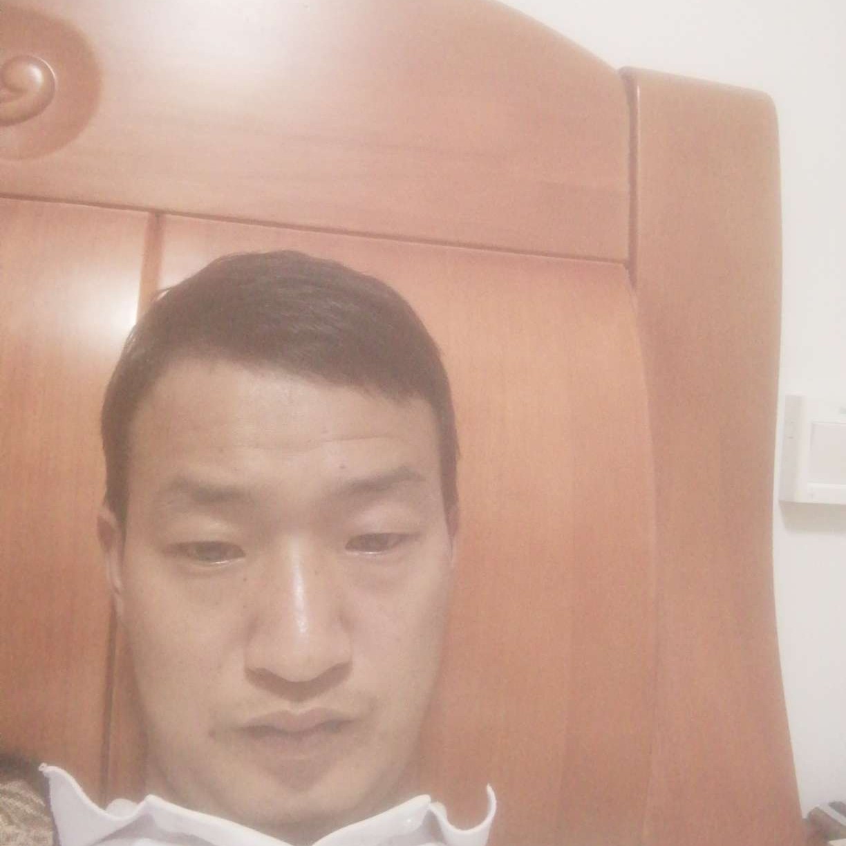 晨阳遇見难过的照片