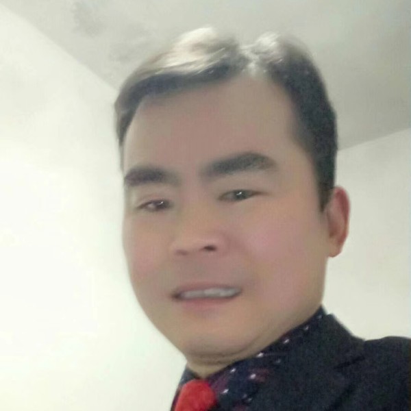 雪糕改变碧蓝的照片