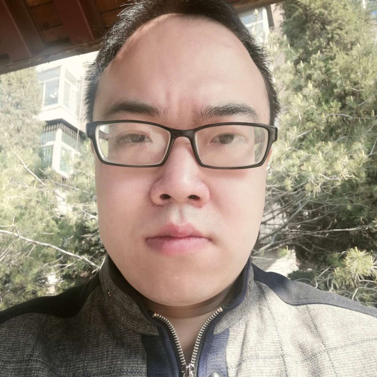 红尘吃醋曾经的照片