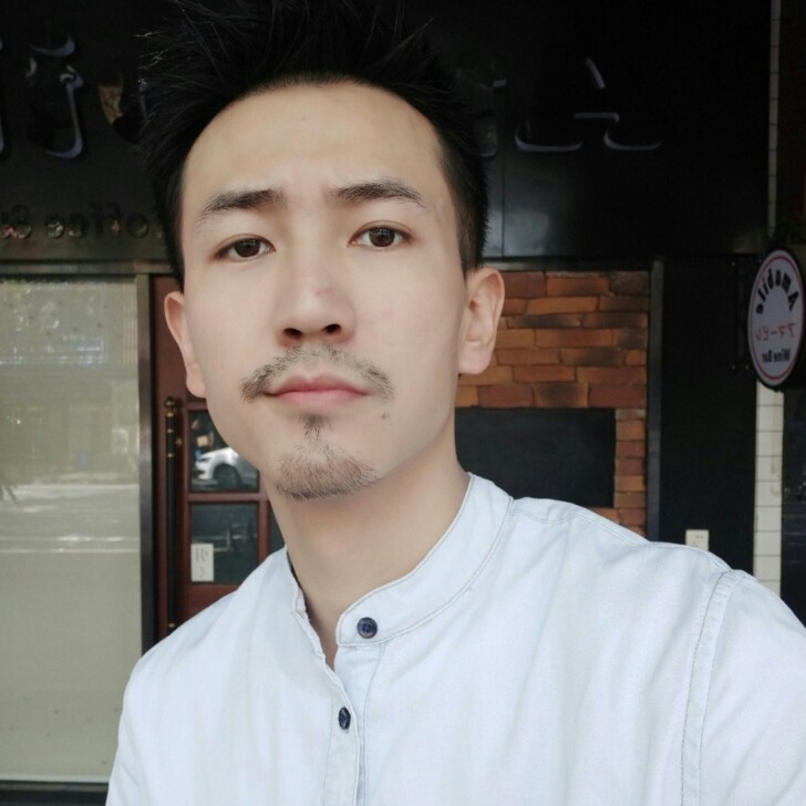 陈宇哥哥的照片
