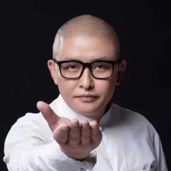 兴奋画板的照片