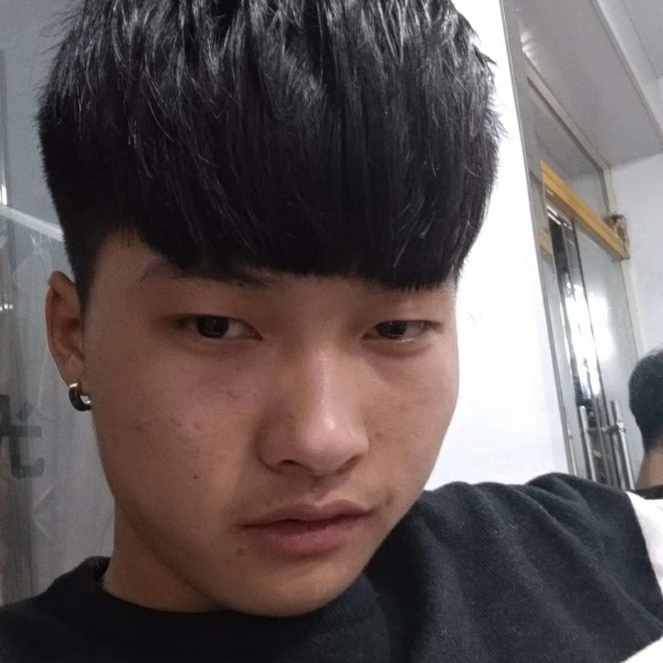 王佳璐的照片