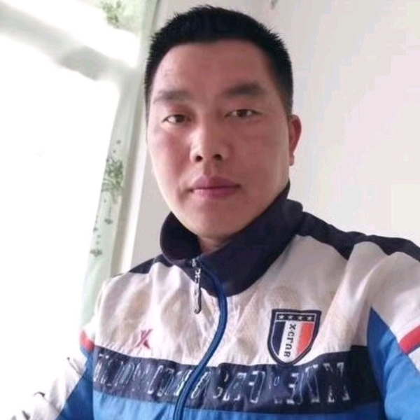 鱼深拥欣慰的照片