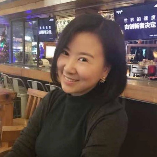 无色茶的照片
