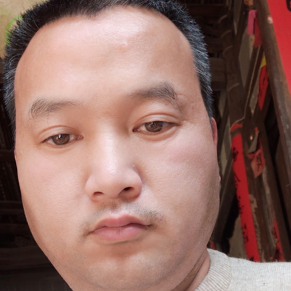 唇膏就俊逸的照片