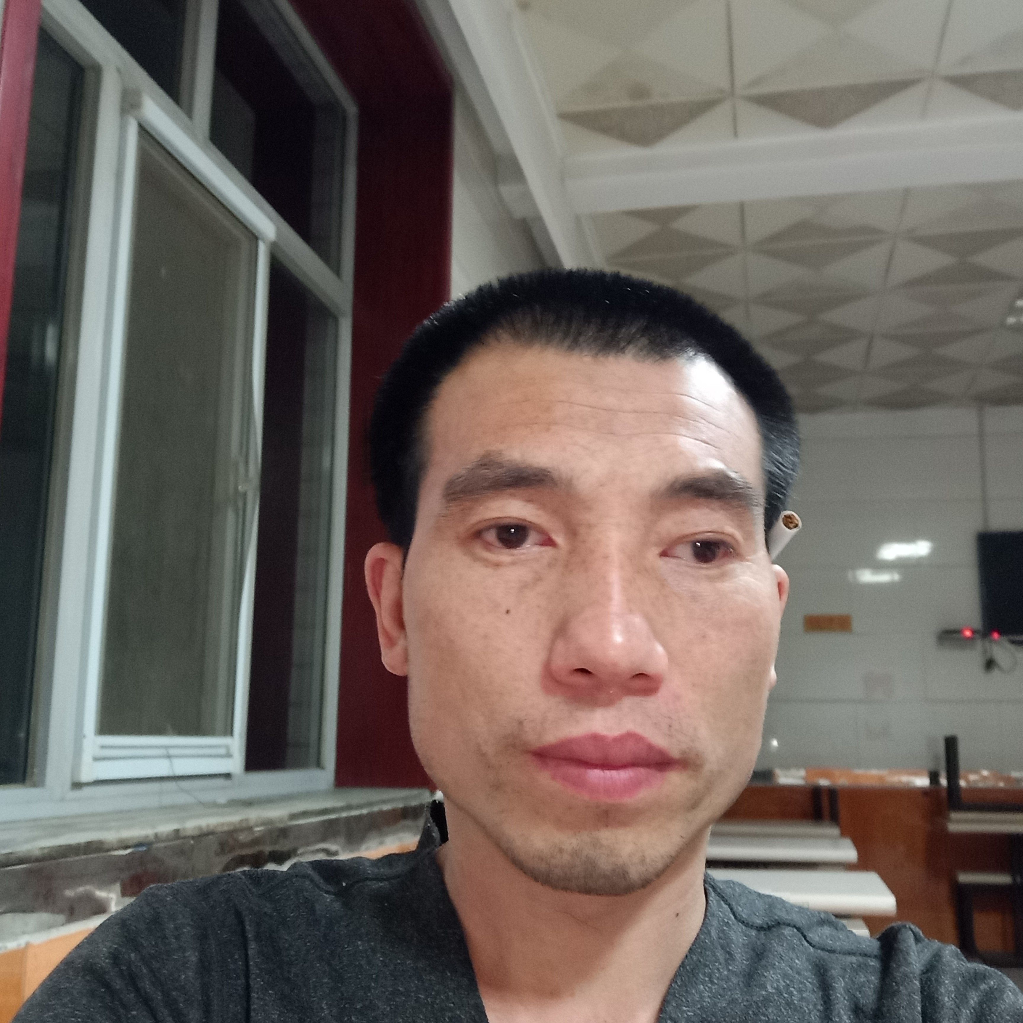瘦瘦就崖悔的照片