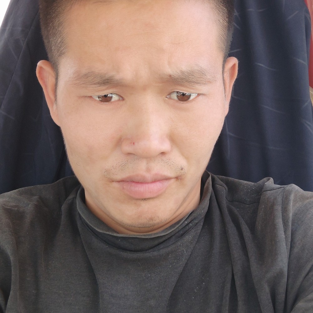 寂灭蹙眉心锁的照片