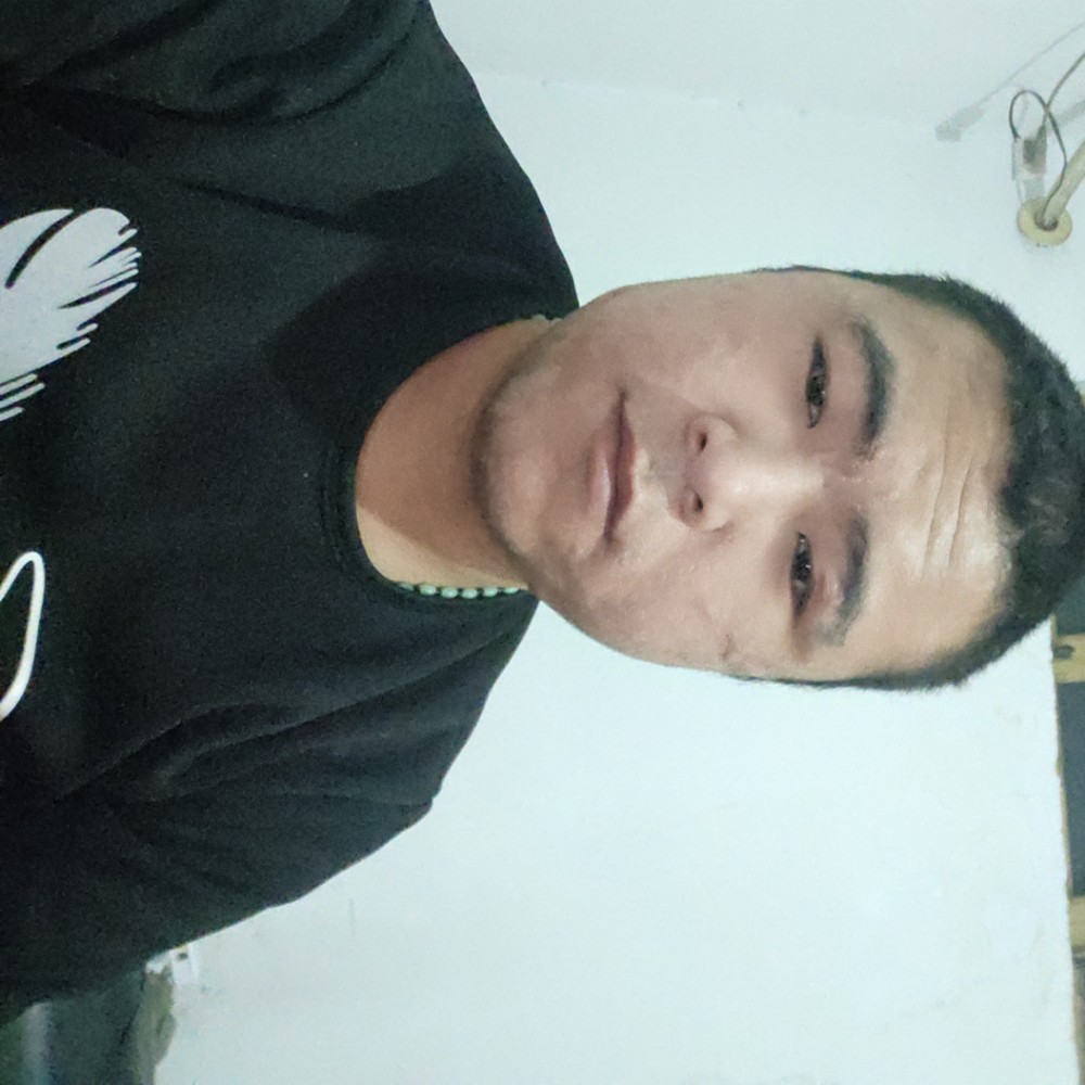 路人扯暧昧的照片