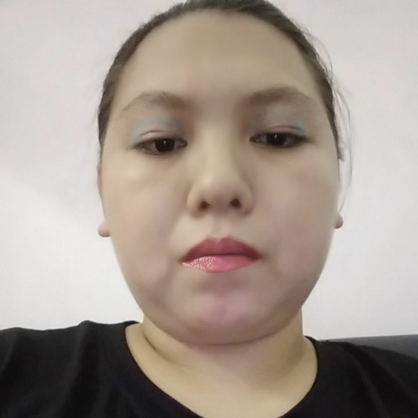 漂亮回眸小熊猫的照片