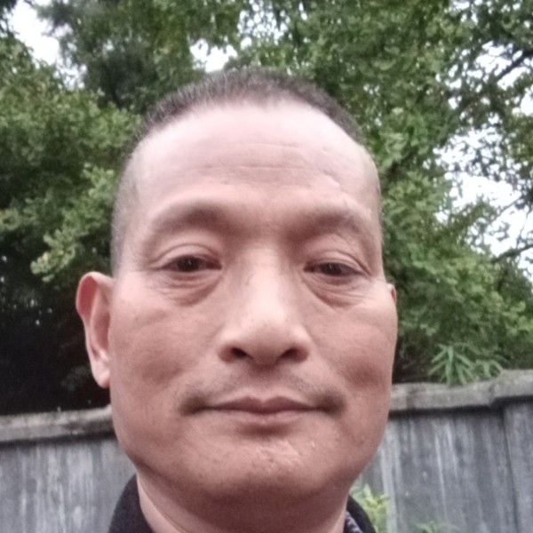 寒风闪闪曾山的照片