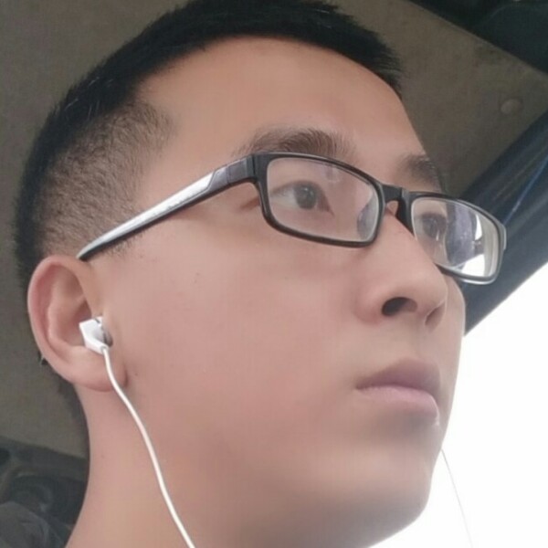 大方凝眸思恋的照片