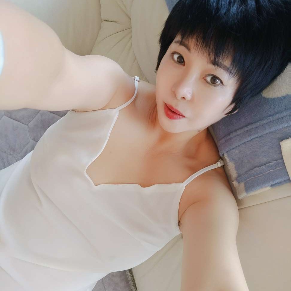 大胸妹的照片