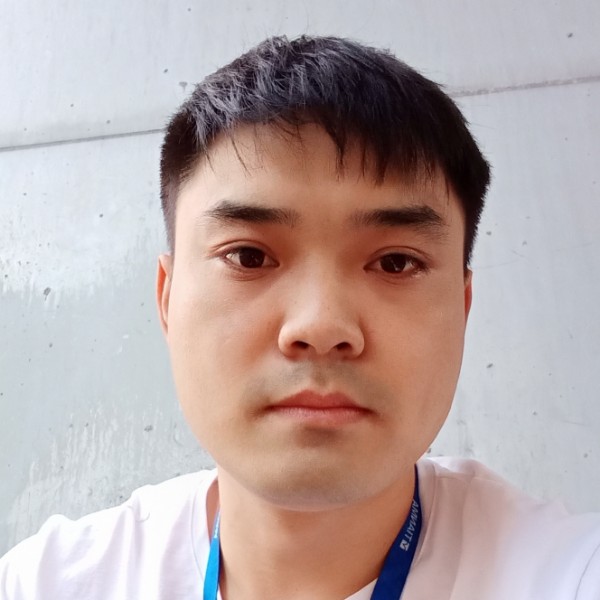 缱绻超帅的照片