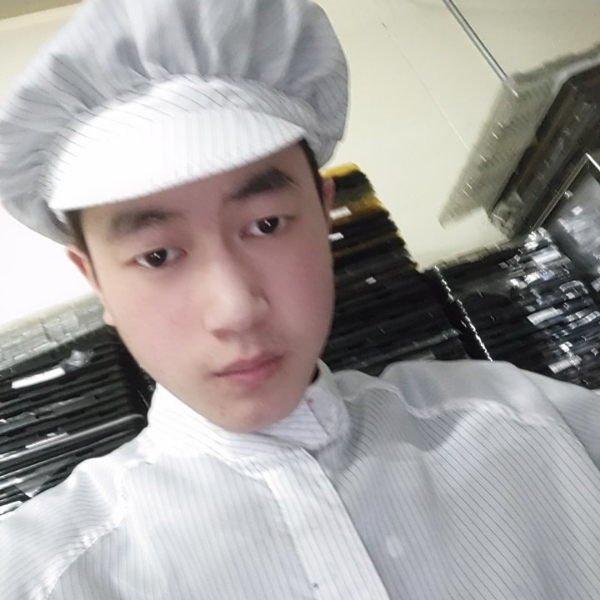 奇异果闻笨笨的照片