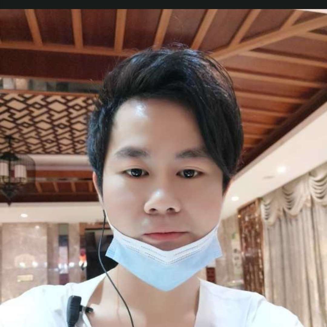 路人爱恋温柔的照片
