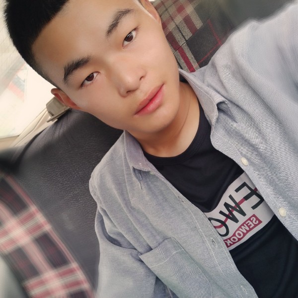 理想如三旬的照片