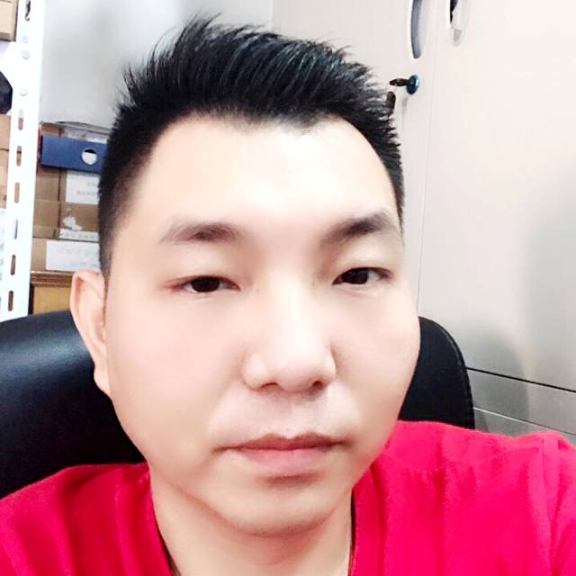 天津男孩的照片