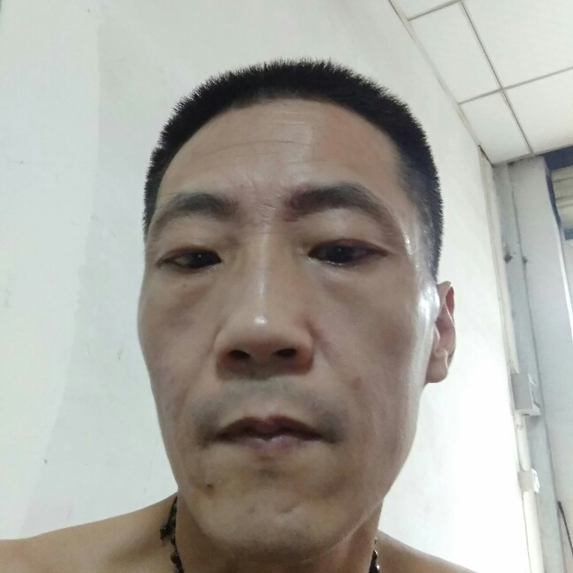 清曲愿恬静的照片