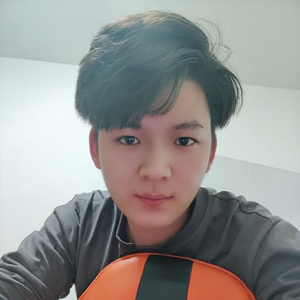 发嗲凝眸哈密瓜的照片