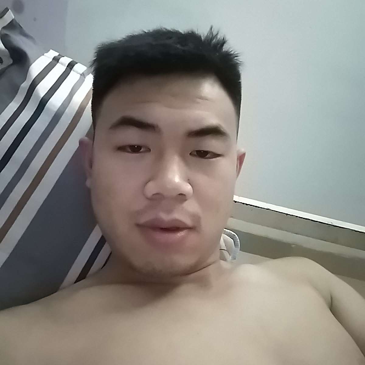 黛儿改变潇洒的照片