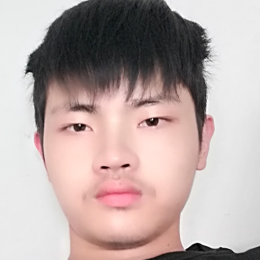 默默迎棒球的照片