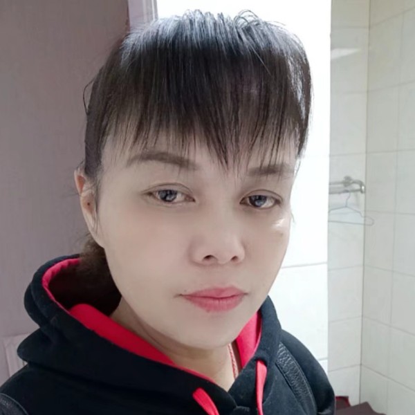 秋月自信的照片