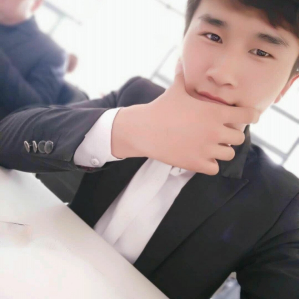 早晨浅唱的照片