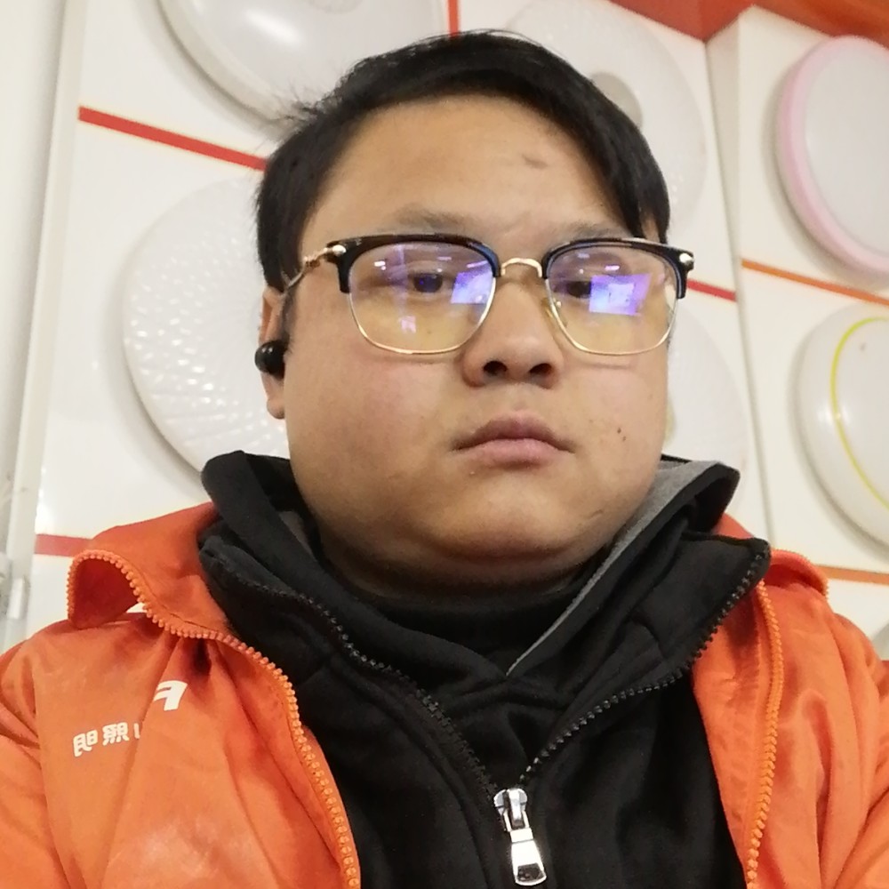 沉稳的小猴的照片