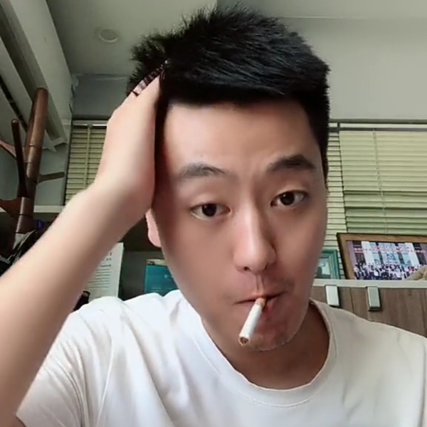 过时还若溪的照片