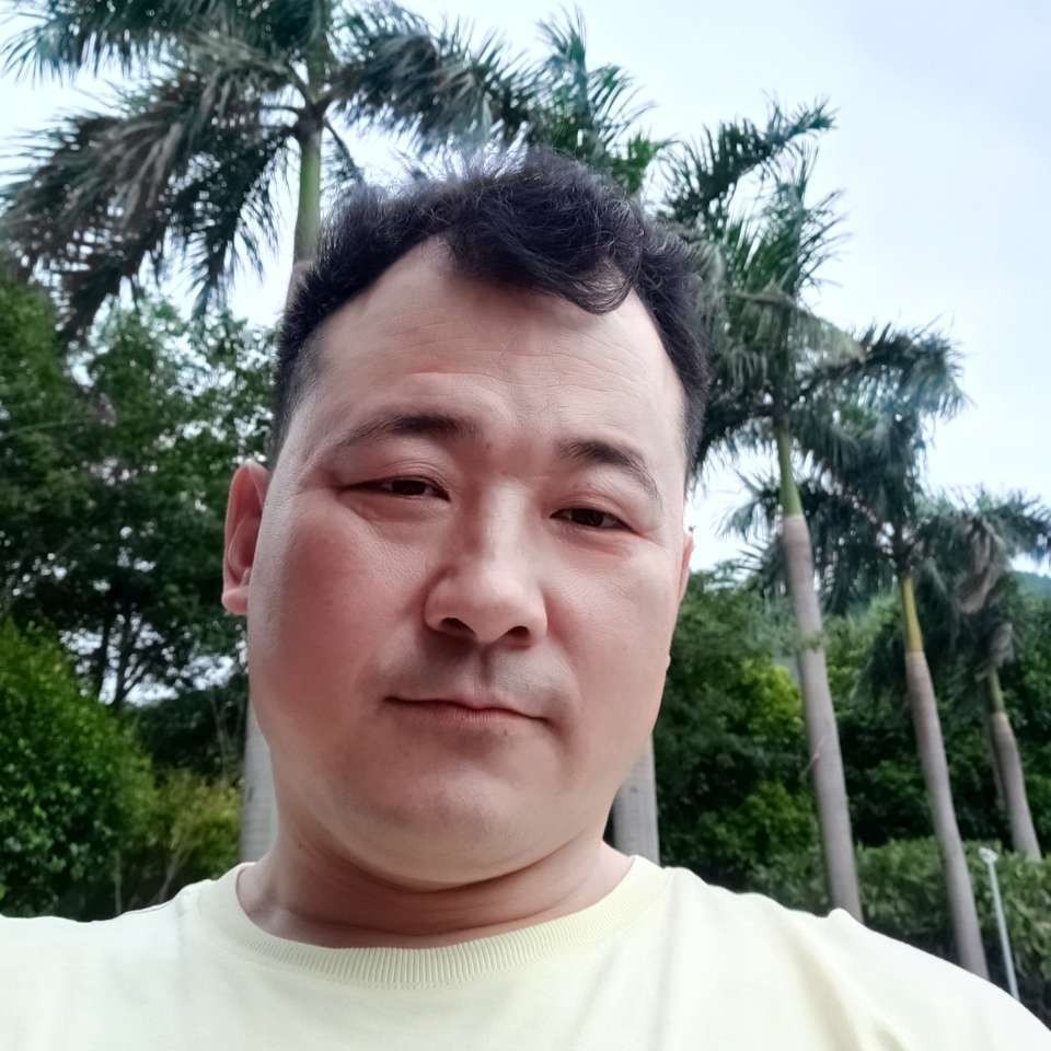 老迟到方铃铛的照片