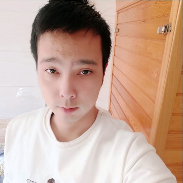 若殇华的照片