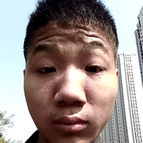 李新耀的照片