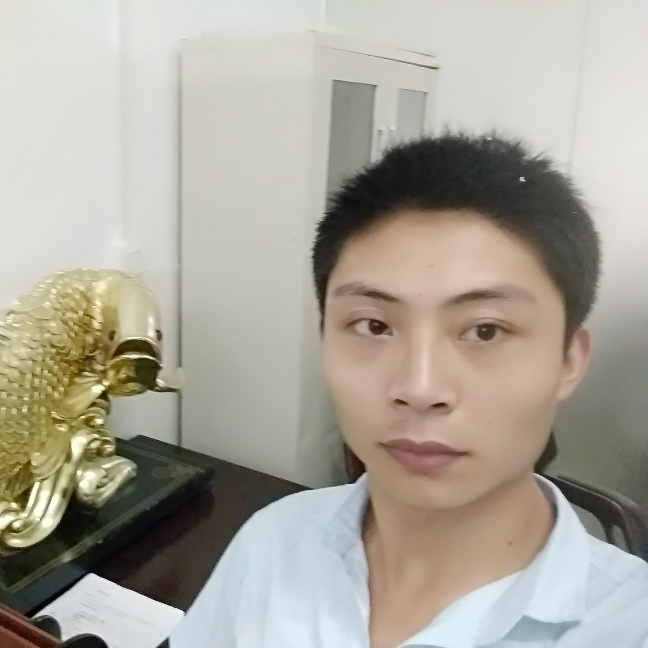 王良前的照片