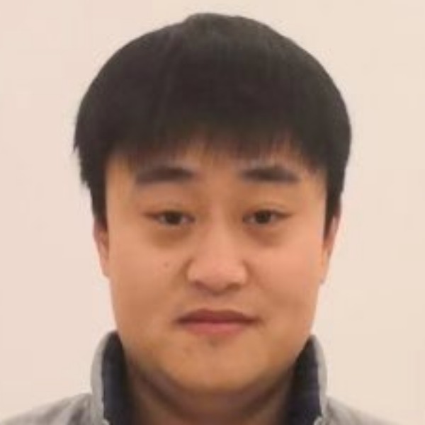 罗志华的照片