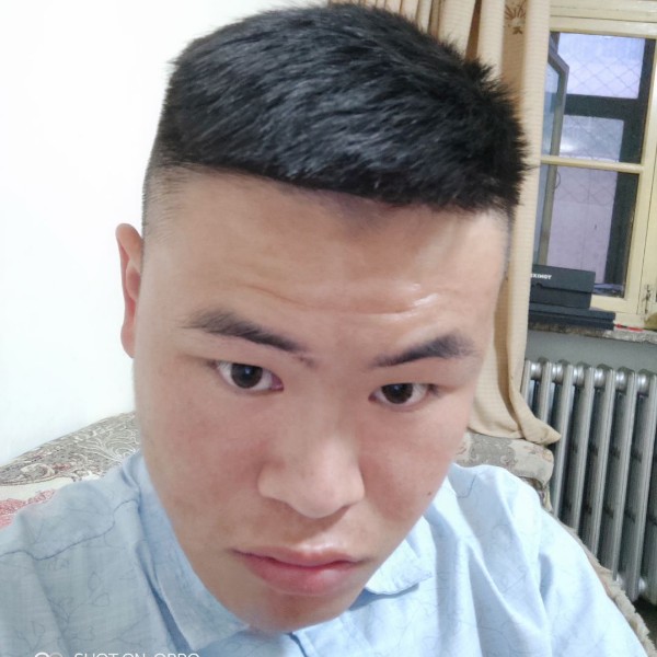 忐忑方星愿的照片