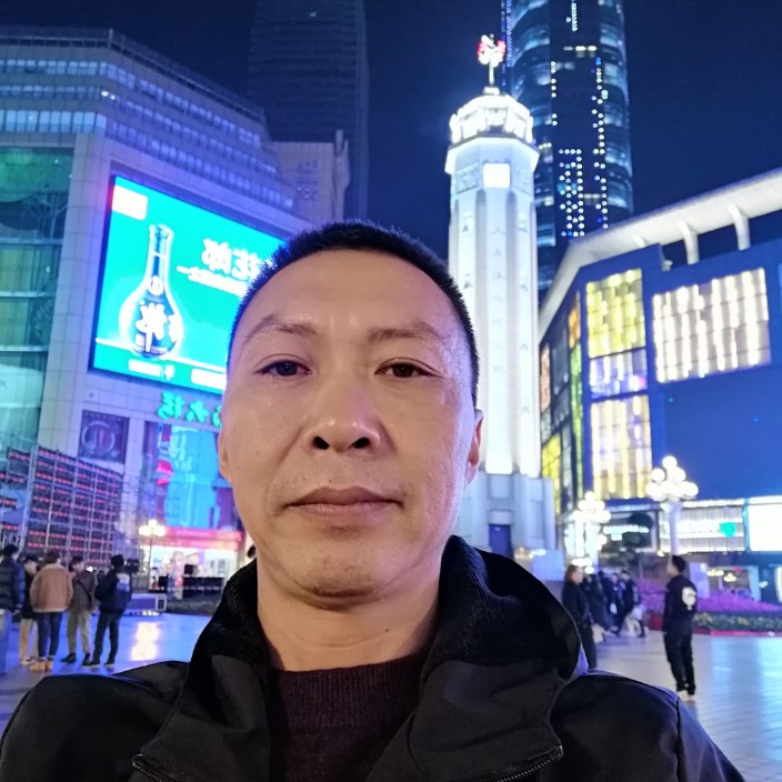 胡萝卜闻笨笨的照片