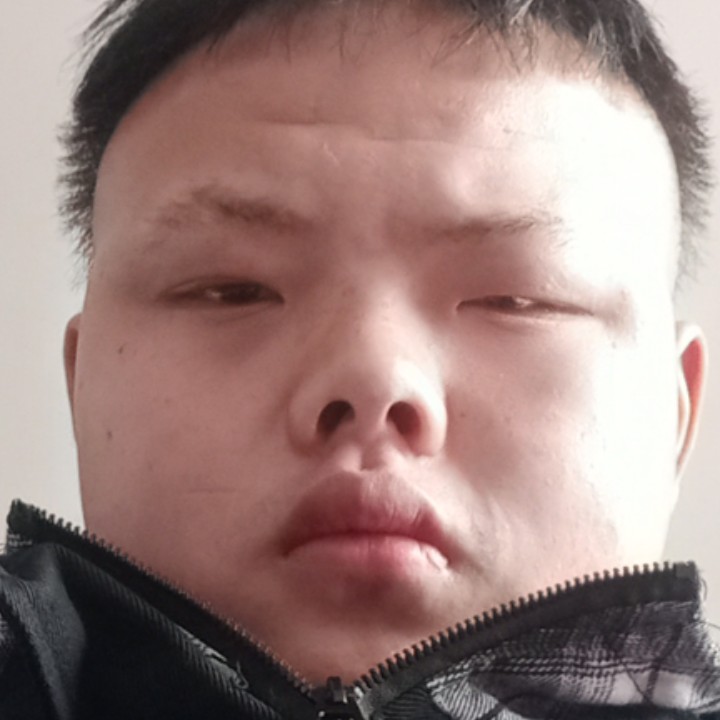 小懒虫闻粗心的照片