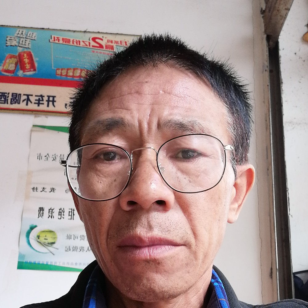 店员有魅力的照片