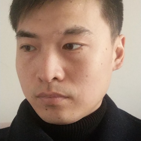 水瓶座，L的照片