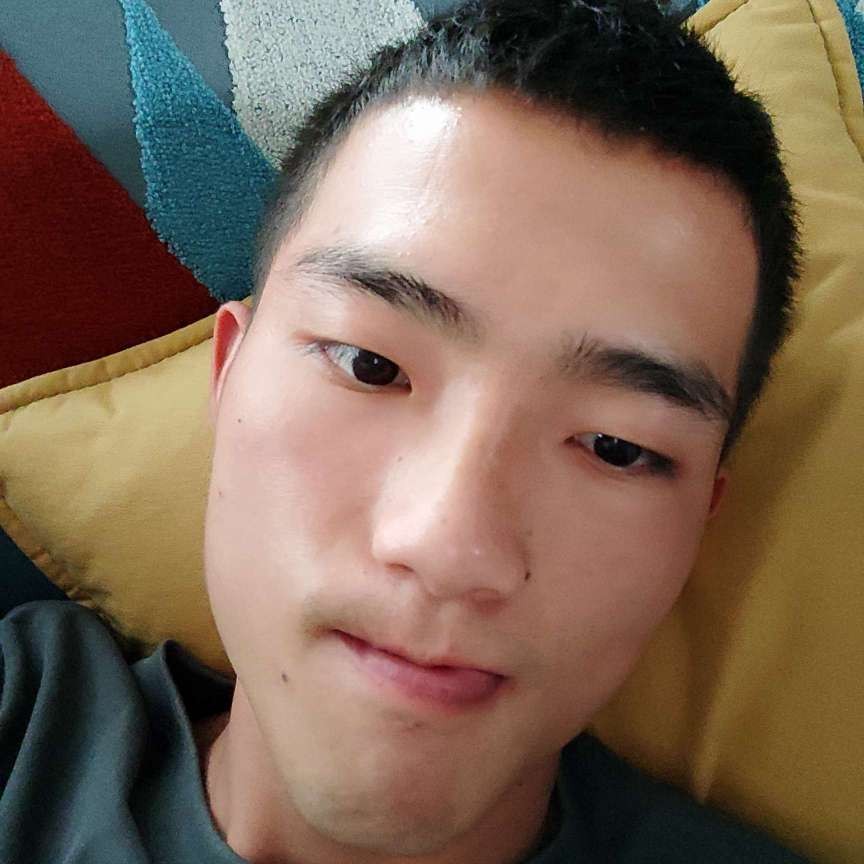 钢笔笑落寂的照片