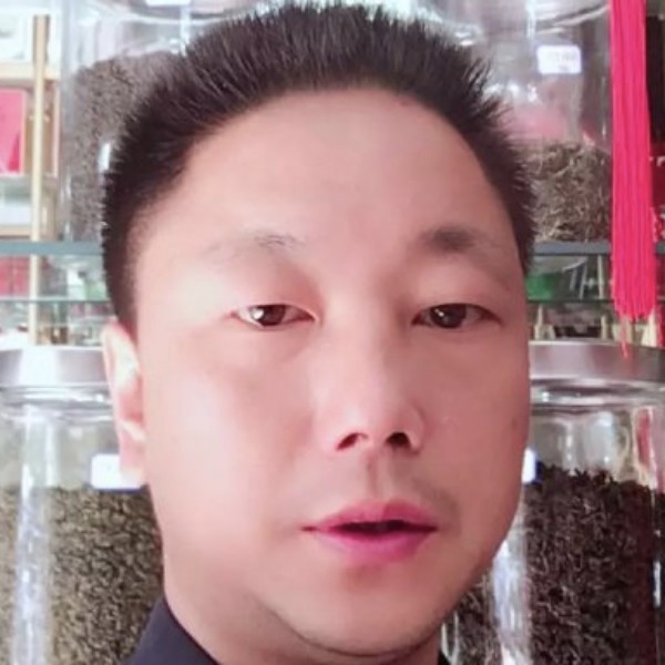 枫叶瘦瘦的照片