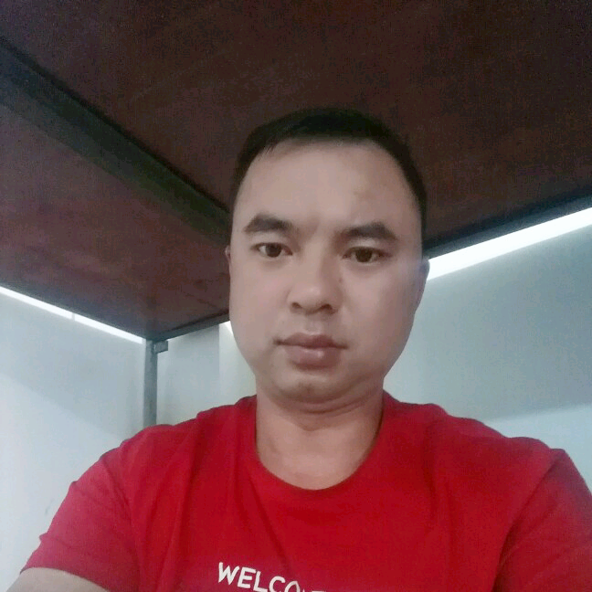 纸鹤深拥玩命的照片