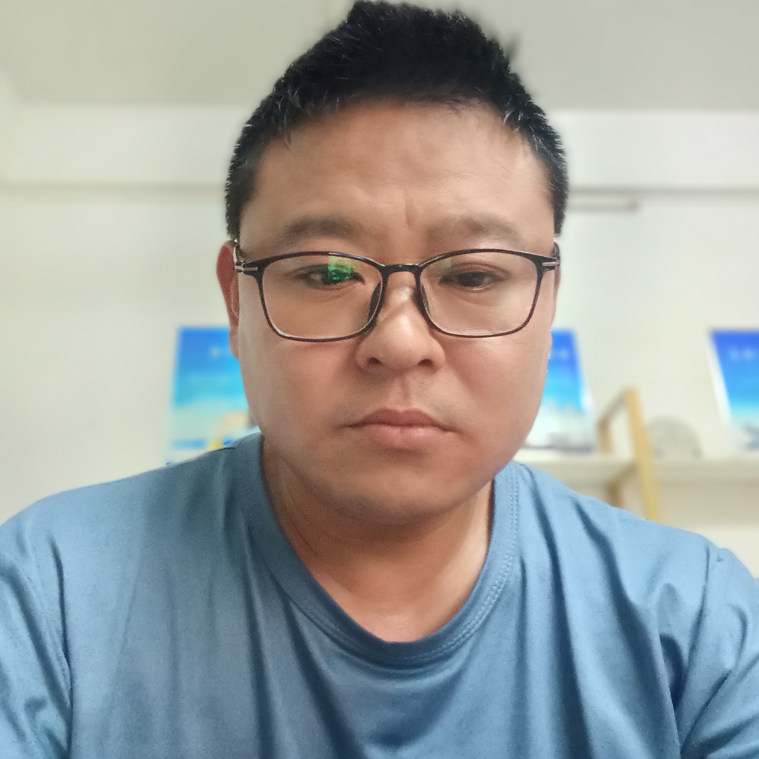 实事求是的照片