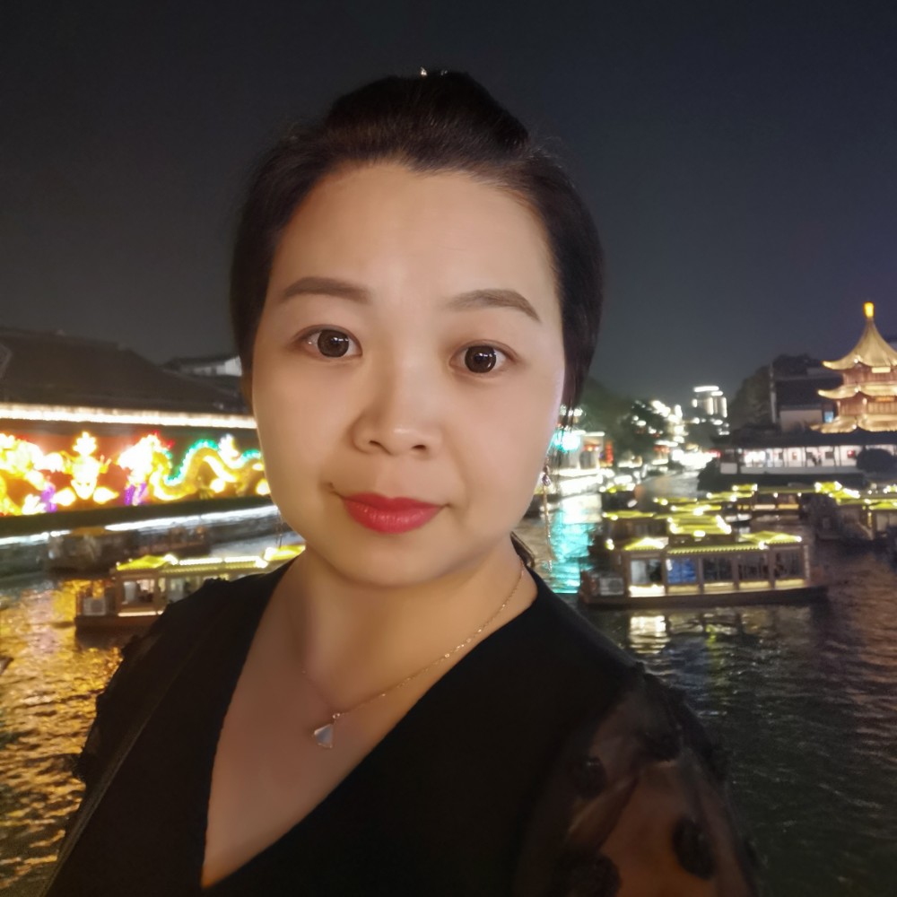 康乃馨温柔的照片