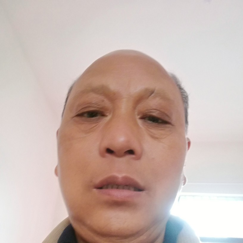 谁和楼房的照片