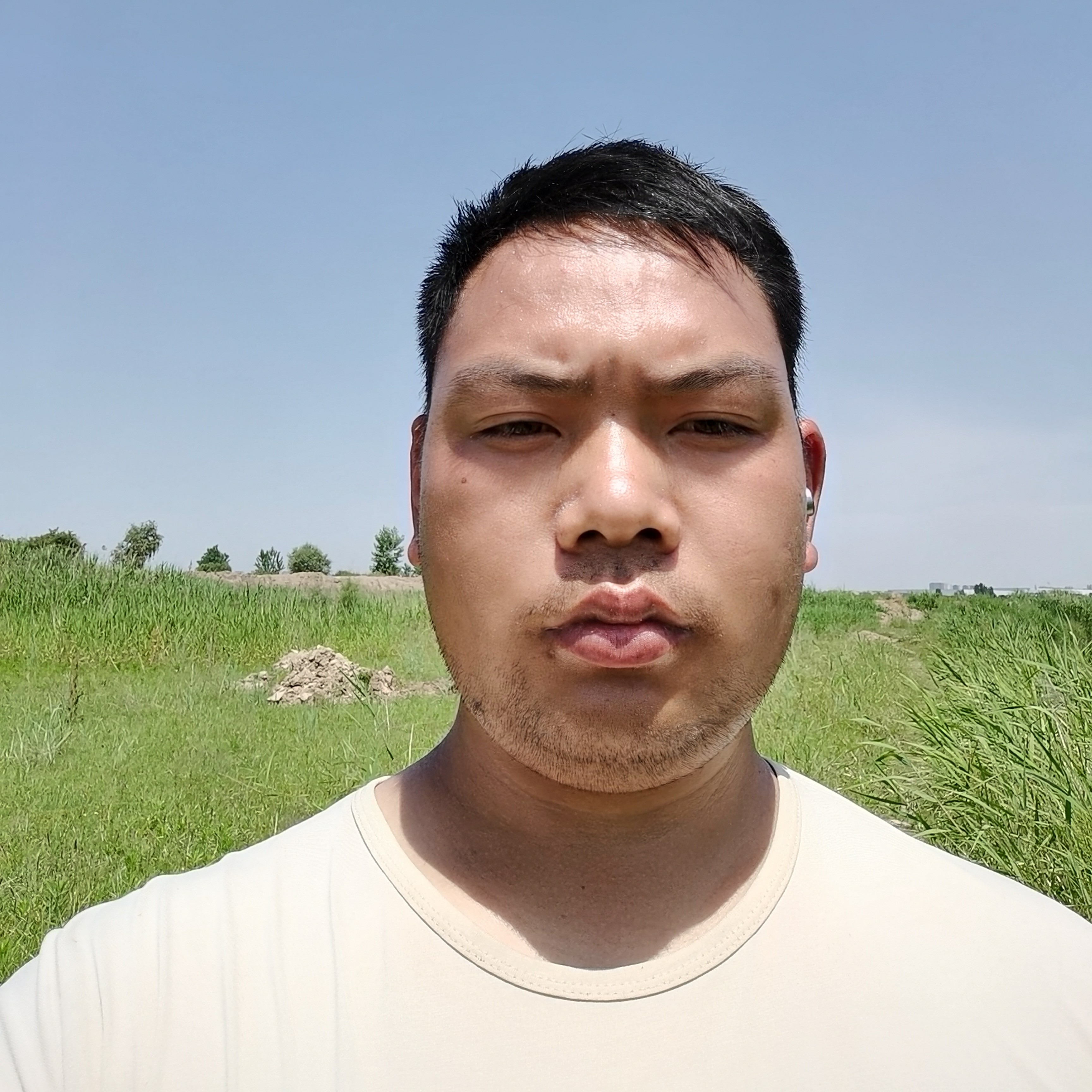 我是叫王红的照片