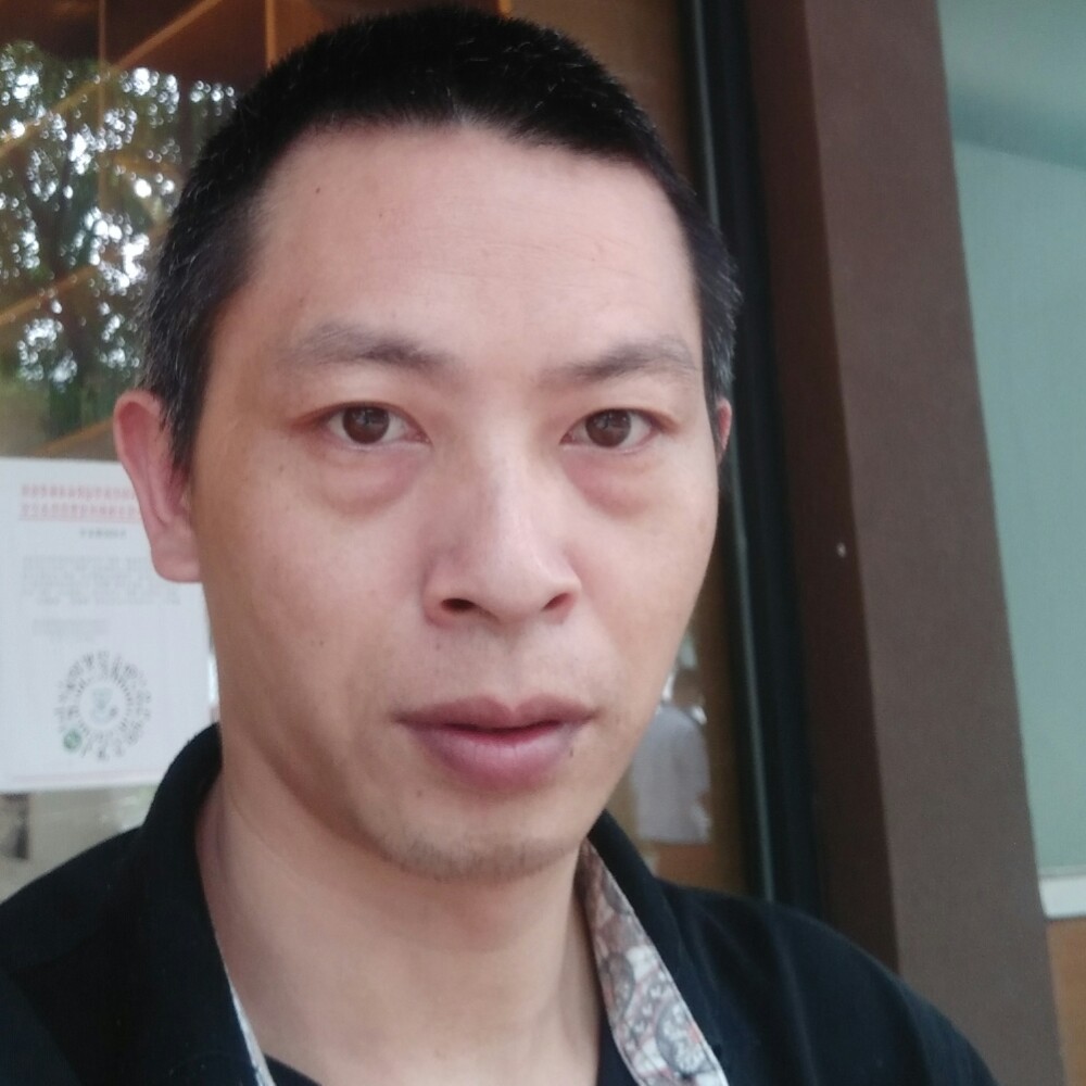 紧张的皮蛋的照片