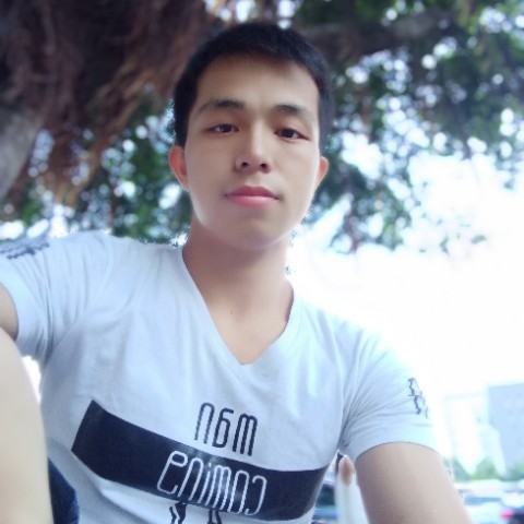 跳跃吐司的照片