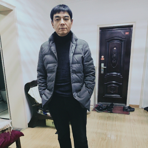 斯文蹙眉吐司的照片